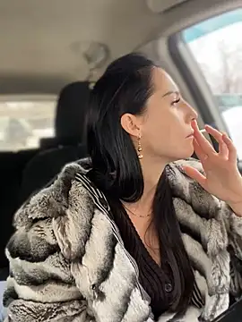 Snapshot of Roxana-Sexy chatting on December 2024 08:49:02 AM Roxana-Sexy online show from December 2024 08:49:02 AM