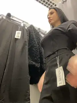 Snapshot of Roxana-Sexy chatting on January 2025 10:32:01 AM Roxana-Sexy online show from January 2025 10:32:01 AM