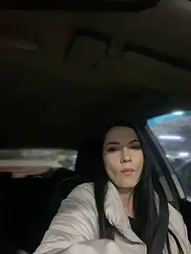 Snapshot of Roxana-Sexy chatting on January 2025 08:32:02 AM Roxana-Sexy online show from January 2025 08:32:02 AM