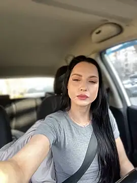 Snapshot of Roxana-Sexy chatting on March 2025 03:13:02 AM Roxana-Sexy online show from March 2025 03:13:02 AM