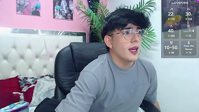 nolan twink1 online show from March 2025 06:47:01 PM