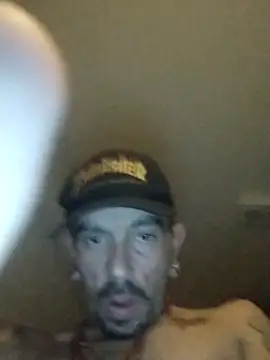 Snapshot of IL_SAINT_XXX chatting on November 2025 07:09:01 AM IL SAINT XXX online show from November 2025 07:09:01 AM