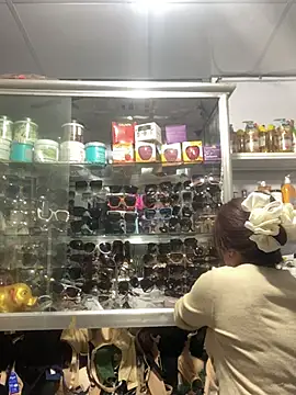 Snapshot of Cesywet chatting on February 2025 03:02:01 AM Cesywet online show from February 2025 03:02:01 AM