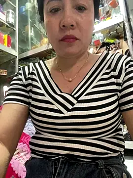 Snapshot of Cesywet chatting on September 2025 06:24:01 AM Cesywet online show from September 2025 06:24:01 AM