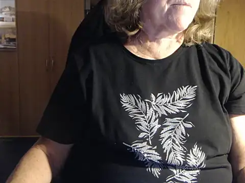 Snapshot of _sunshine__ chatting on December 2024 04:32:02 PM sunshine online show from December 2024 04:32:02 PM