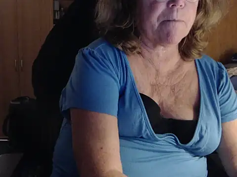 Snapshot of _sunshine__ chatting on January 2025 07:15:01 PM sunshine online show from January 2025 07:15:01 PM