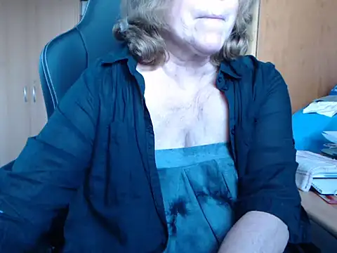 Snapshot of _sunshine__ chatting on March 2025 06:59:01 AM sunshine online show from March 2025 06:59:01 AM