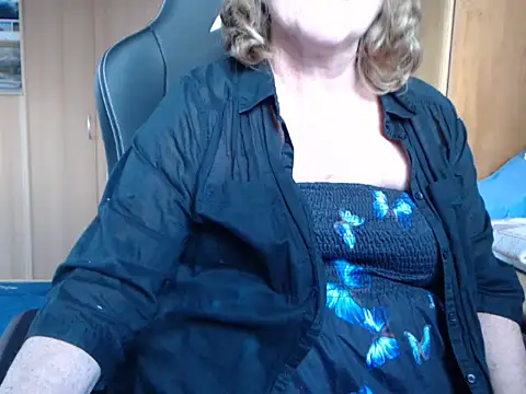 Snapshot of _sunshine__ chatting on March 2025 07:04:02 AM sunshine online show from March 2025 07:04:02 AM