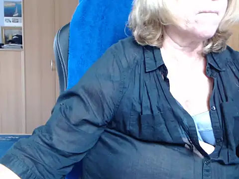 Snapshot of _sunshine__ chatting on October 2025 07:36:03 AM sunshine online show from October 2025 07:36:03 AM