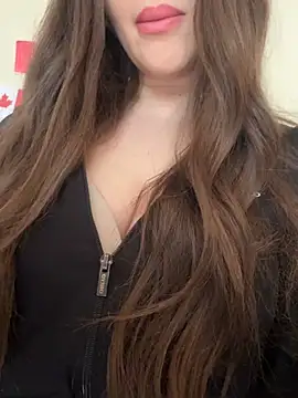 Elinatiranda online show from July 2026 06:02:02 PM