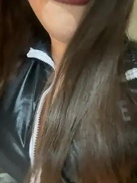 Elinatiranda online show from July 2026 03:59:02 AM