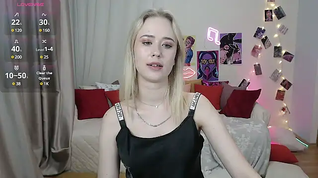 SashaBrooks online show from February 2025 06:12:01 PM