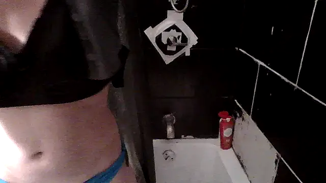 Snapshot of MizzAmy1 chatting on December 2024 11:08:01 PM MizzAmy1 online show from December 2024 11:08:01 PM