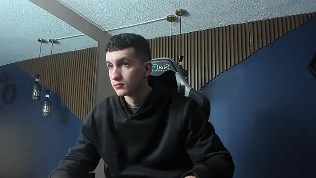 JacksonOlsenn online show from January 2025 12:15:01 PM