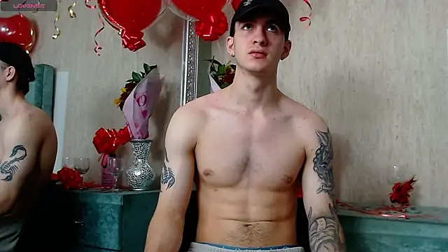 JacksonOlsenn online show from February 2025 07:38:02 PM