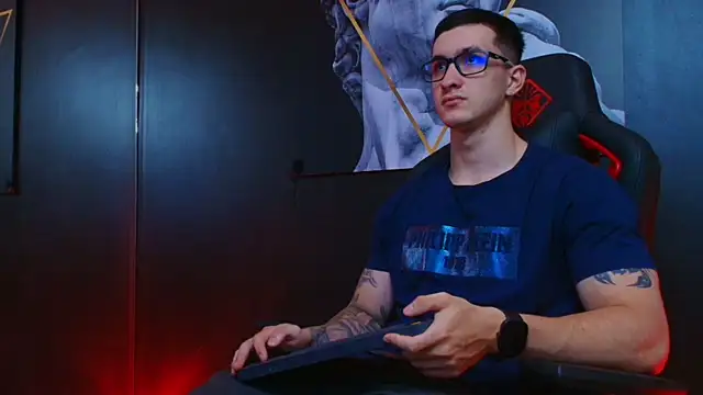 JacksonOlsenn online show from September 2025 08:30:02 PM