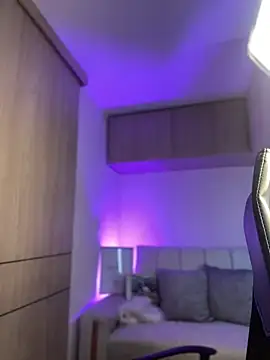 Snapshot of maddy_bronw_ chatting on January 2025 09:04:02 PM maddy bronw online show from January 2025 09:04:02 PM