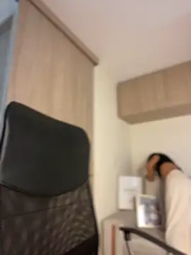 Snapshot of maddy_bronw_ chatting on January 2025 10:12:02 PM maddy bronw online show from January 2025 10:12:02 PM