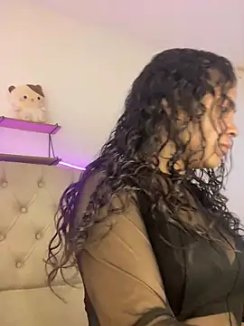 NINA 18 YEARS online show from March 2025 07:54:01 PM