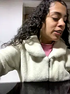 NINA 18 YEARS online show from October 2025 12:36:01 AM