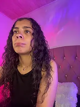 NINA 18 YEARS online show from December 2025 10:17:02 PM