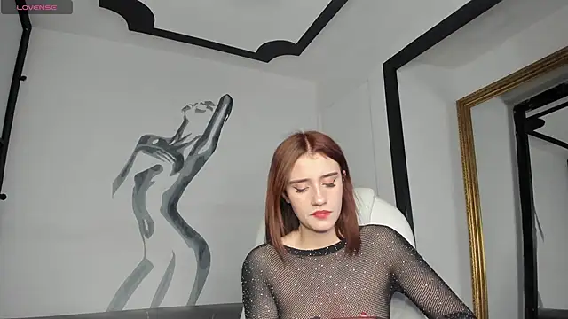 Snapshot of TinaJonnes_ chatting on January 2025 07:18:02 PM TinaJonnes online show from January 2025 07:18:02 PM