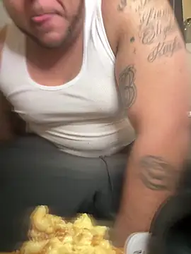 Snapshot of fatboyjayohh126 chatting on January 2025 08:18:02 PM fatboyjayohh126 online show from January 2025 08:18:02 PM