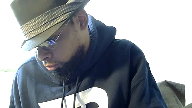 Snapshot of WhiskeyWood_DuhGOD chatting on February 2025 05:12:01 PM WhiskeyWood DuhGOD online show from February 2025 05:12:01 PM