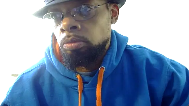 Snapshot of WhiskeyWood_DuhGOD chatting on February 2025 05:40:01 PM WhiskeyWood DuhGOD online show from February 2025 05:40:01 PM