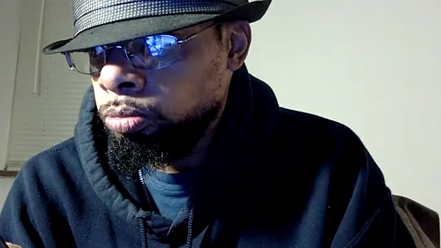 Snapshot of WhiskeyWood_DuhGOD chatting on February 2025 02:16:02 AM WhiskeyWood DuhGOD online show from February 2025 02:16:02 AM