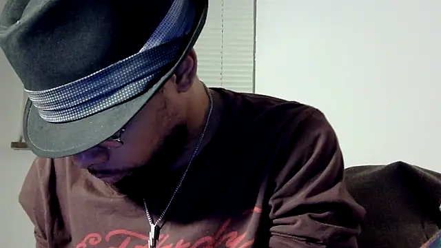 Snapshot of WhiskeyWood_DuhGOD chatting on February 2025 02:29:01 AM WhiskeyWood DuhGOD online show from February 2025 02:29:01 AM