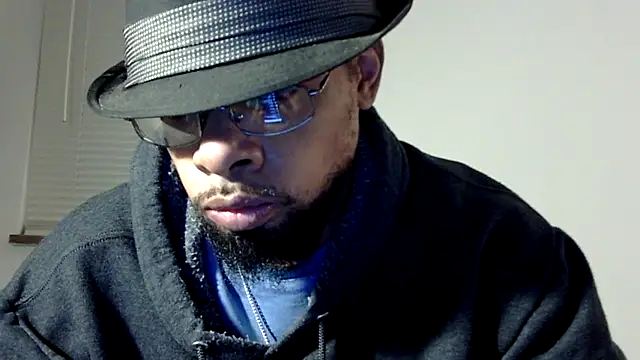 Snapshot of WhiskeyWood_DuhGOD chatting on February 2025 02:19:02 AM WhiskeyWood DuhGOD online show from February 2025 02:19:02 AM