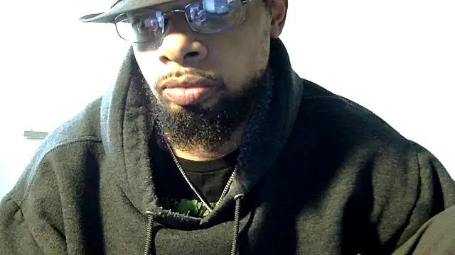 Snapshot of WhiskeyWood_DuhGOD chatting on February 2025 08:22:02 PM WhiskeyWood DuhGOD online show from February 2025 08:22:02 PM