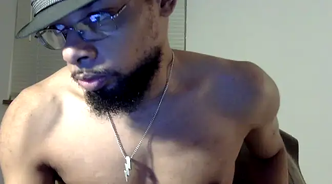 Snapshot of WhiskeyWood_DuhGOD chatting on March 2025 02:10:02 AM WhiskeyWood DuhGOD online show from March 2025 02:10:02 AM