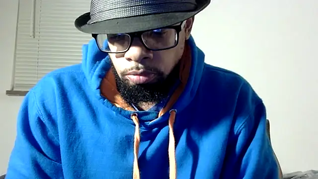 Snapshot of WhiskeyWood_DuhGOD chatting on October 2025 01:09:02 AM WhiskeyWood DuhGOD online show from October 2025 01:09:02 AM