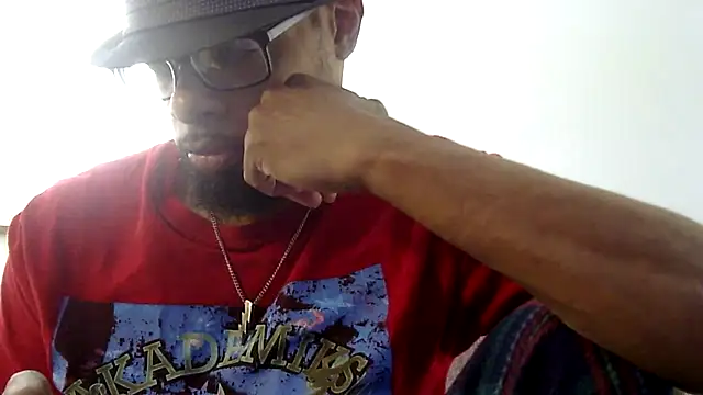 Snapshot of WhiskeyWood_DuhGOD chatting on October 2025 05:03:01 PM WhiskeyWood DuhGOD online show from October 2025 05:03:01 PM