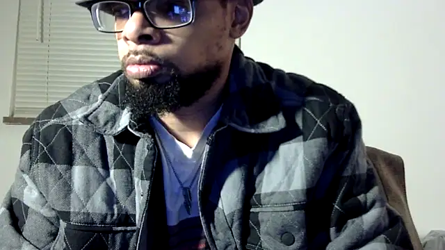 Snapshot of WhiskeyWood_DuhGOD chatting on November 2025 02:10:02 AM WhiskeyWood DuhGOD online show from November 2025 02:10:02 AM