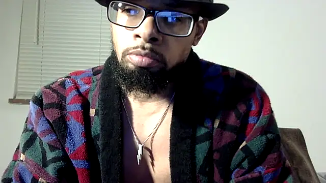 Snapshot of WhiskeyWood_DuhGOD chatting on November 2025 02:00:02 AM WhiskeyWood DuhGOD online show from November 2025 02:00:02 AM