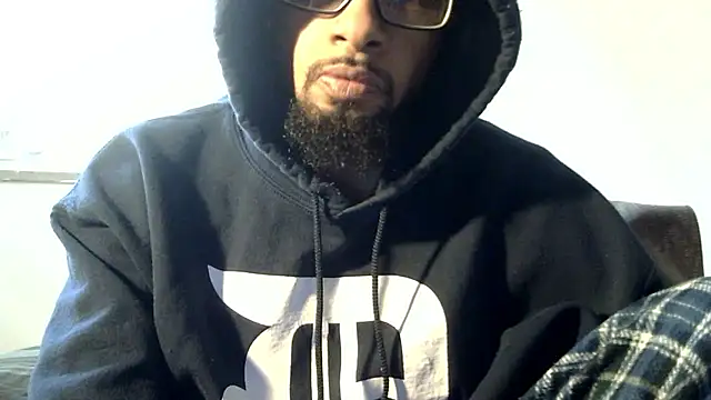 Snapshot of WhiskeyWood_DuhGOD chatting on January 2026 05:37:01 PM WhiskeyWood DuhGOD online show from January 2026 05:37:01 PM