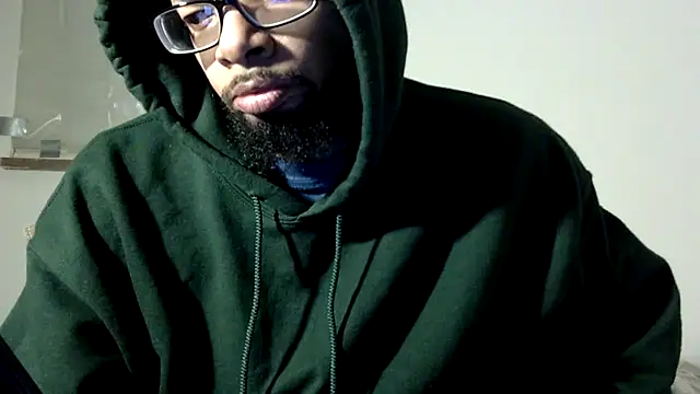 Snapshot of WhiskeyWood_DuhGOD chatting on January 2026 01:54:01 AM WhiskeyWood DuhGOD online show from January 2026 01:54:01 AM