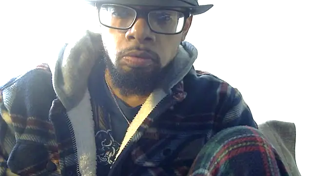 Snapshot of WhiskeyWood_DuhGOD chatting on February 2026 05:22:02 PM WhiskeyWood DuhGOD online show from February 2026 05:22:02 PM