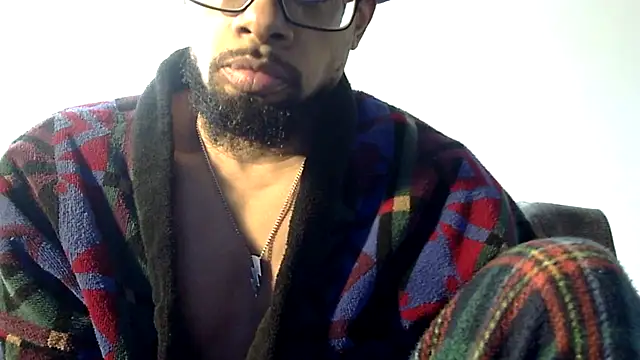 Snapshot of WhiskeyWood_DuhGOD chatting on February 2026 05:31:01 PM WhiskeyWood DuhGOD online show from February 2026 05:31:01 PM