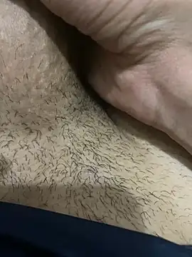 Snapshot of alex-riadh chatting on January 2025 06:43:02 PM alex-riadh online show from January 2025 06:43:02 PM