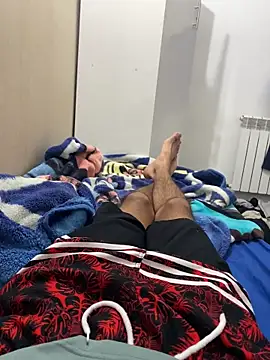 Snapshot of alex-riadh chatting on December 2025 08:59:02 PM alex-riadh online show from December 2025 08:59:02 PM