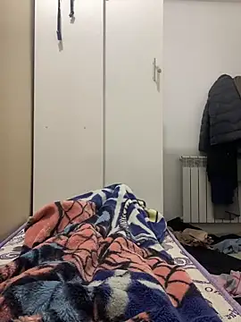 Snapshot of alex-riadh chatting on March 2026 01:47:01 PM alex-riadh online show from March 2026 01:47:01 PM