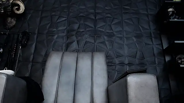 Snapshot of Agata_Darkness chatting on November 2025 12:21:01 AM Agata Darkness online show from November 2025 12:21:01 AM