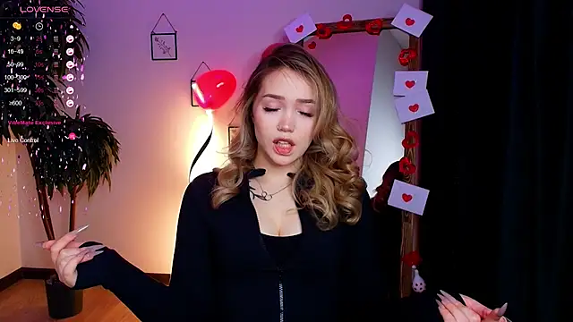 Evia r0se online show from February 2025 08:06:01 AM