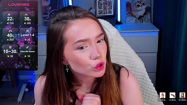 Snapshot of Evia_r0se chatting on April 2026 09:07:01 AM Evia r0se online show from April 2026 09:07:01 AM