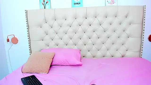 Kim Eli online show from January 2025 07:44:02 PM