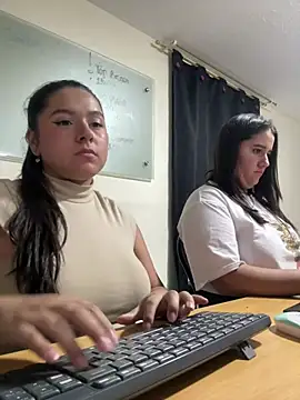 Snapshot of Catherine_summer1 chatting on January 2025 02:58:02 AM Catherine summer1 online show from January 2025 02:58:02 AM